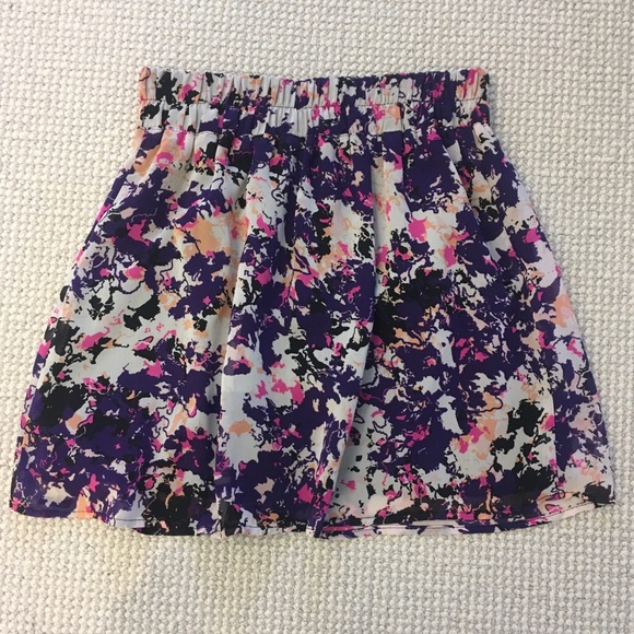 Dynamite Flouncy Floral Skirt - Picture 1 of 5